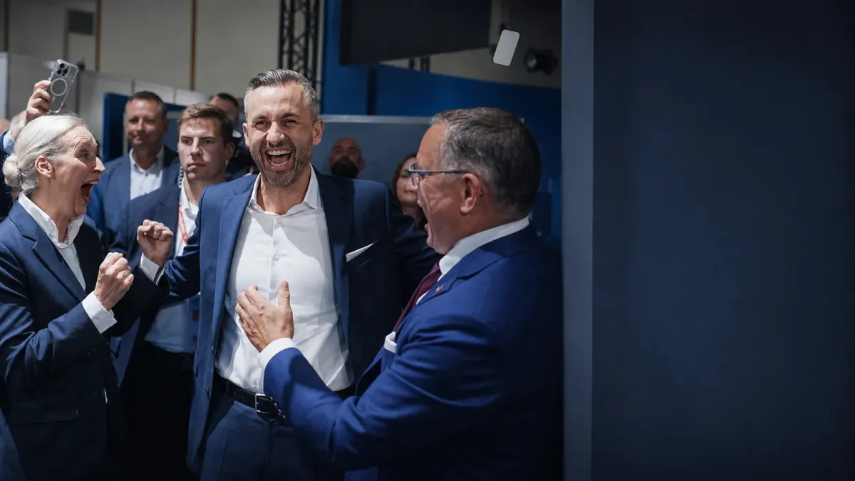 Ulrich Siegmund celebrating on election night, reframed with a dark open band suggesting the remaining gap to a governing majority.